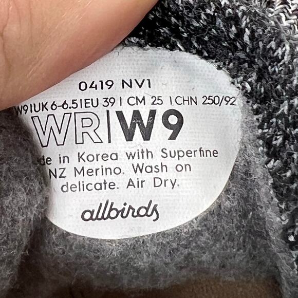 Allbirds Wool Runner Lace-up Sneakers Gray Athletic Low Top Women 9 NWB - Picture 9 of 10